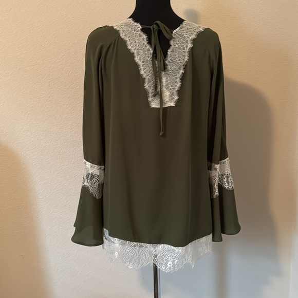 NY COLLECTION Lace Trim Blouse Olive Green Medium - Picture 4 of 14
